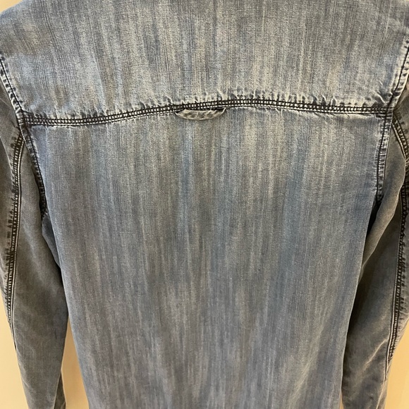 Bella Dahl blue denim top size XS - Picture 3 of 3